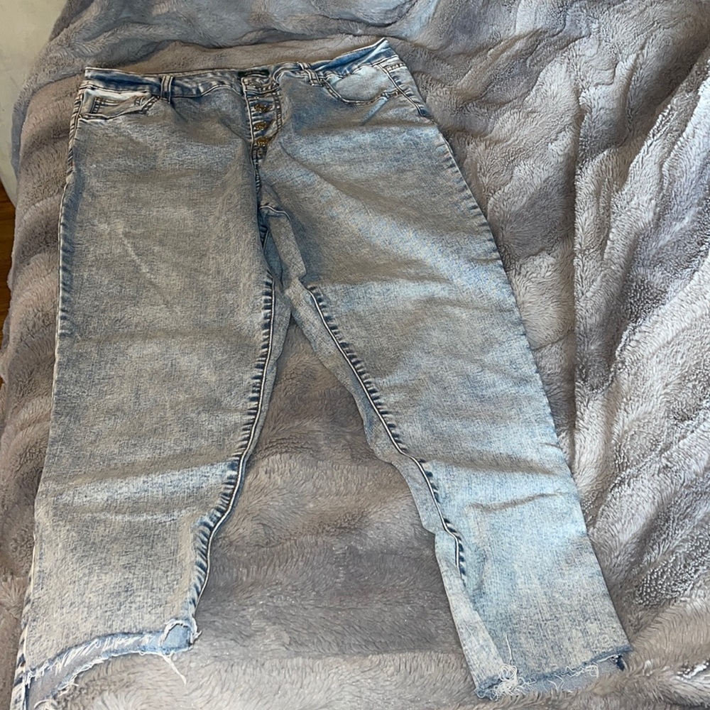 Wild Fable skinny Cutoff Jeans Size 16